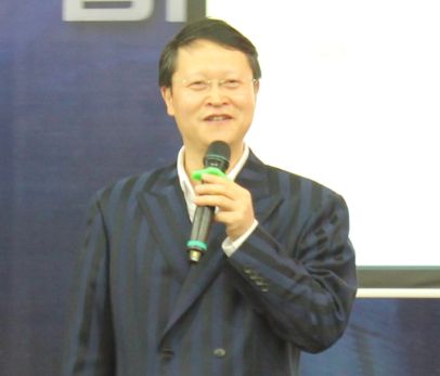 华为前副总裁张俊：从硬件到机器人，隔了N道智能