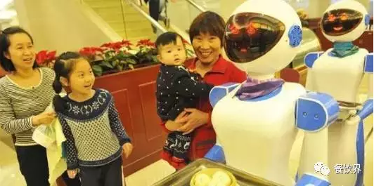 探究餐饮行业机器人的用武之地，噱头还是黑科技？