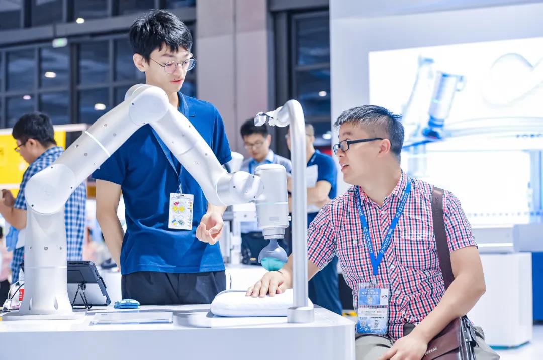 为什么要坚持AGV创新？